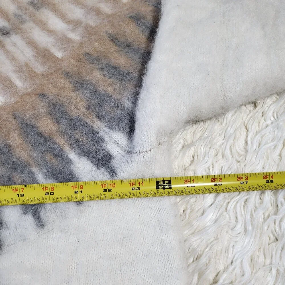 Banana Republic Alpaca Fair Isle Knit Sweater XL Beige Gray Nordic Winter Warm - Picture 8 of 9